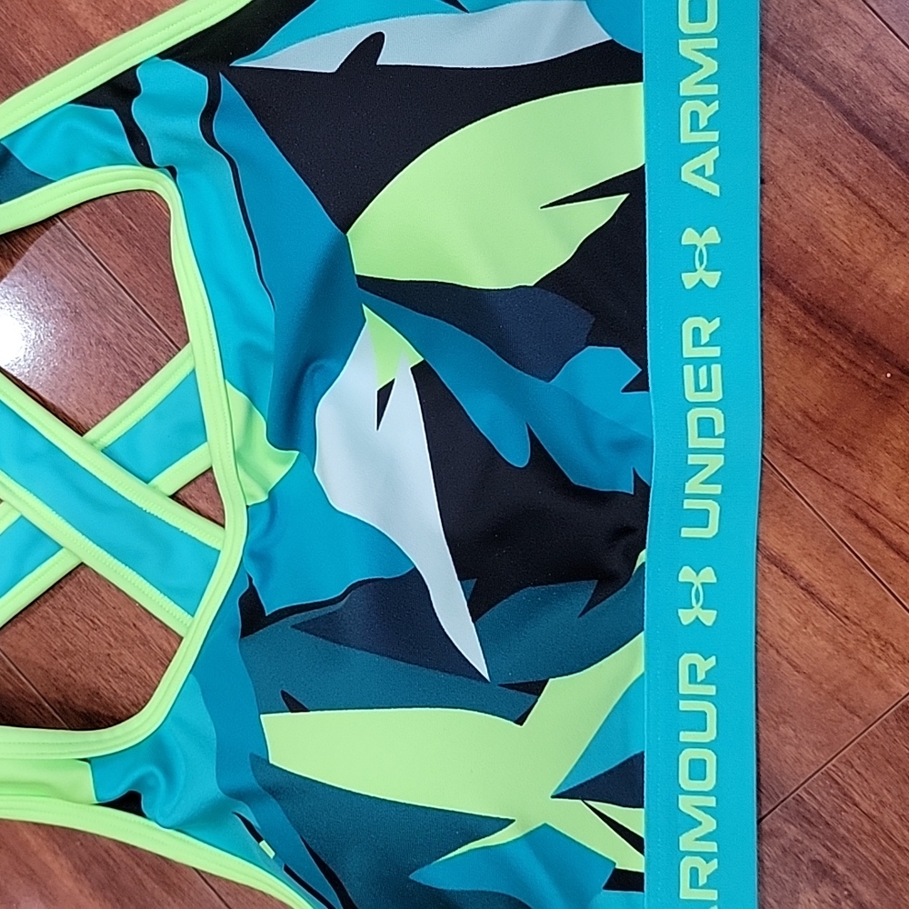 NWT plus size Under Armour sports bra - Picture 2 of 8